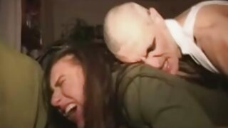 يونا هوشيزاكي) اليابانية ذات الصدر الكبير تمارس سكس اجنبي مترجم جديد الجنس مع فرجها